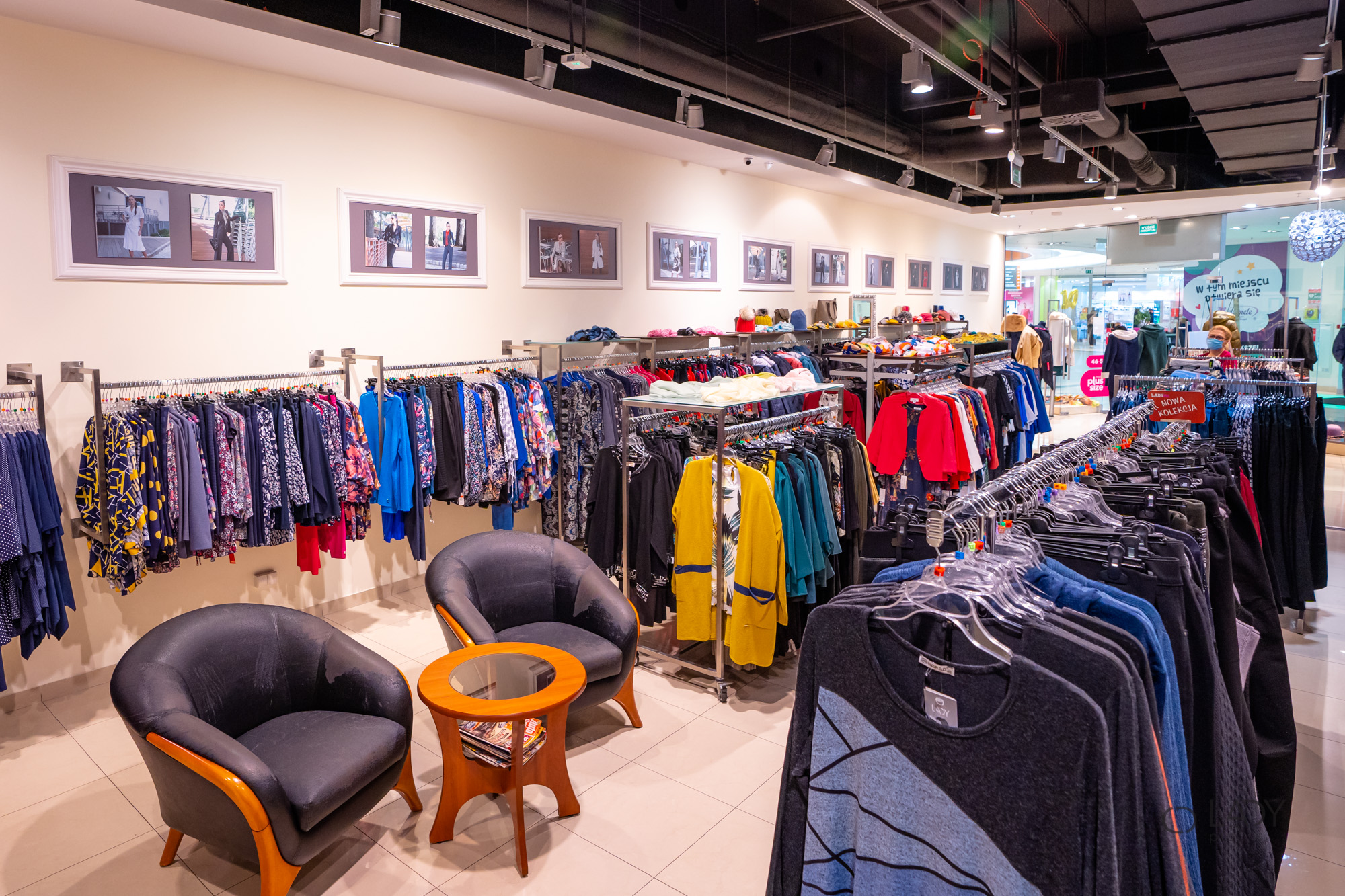 Boutique butik for dametøj i store størrelser, graviditetstøj