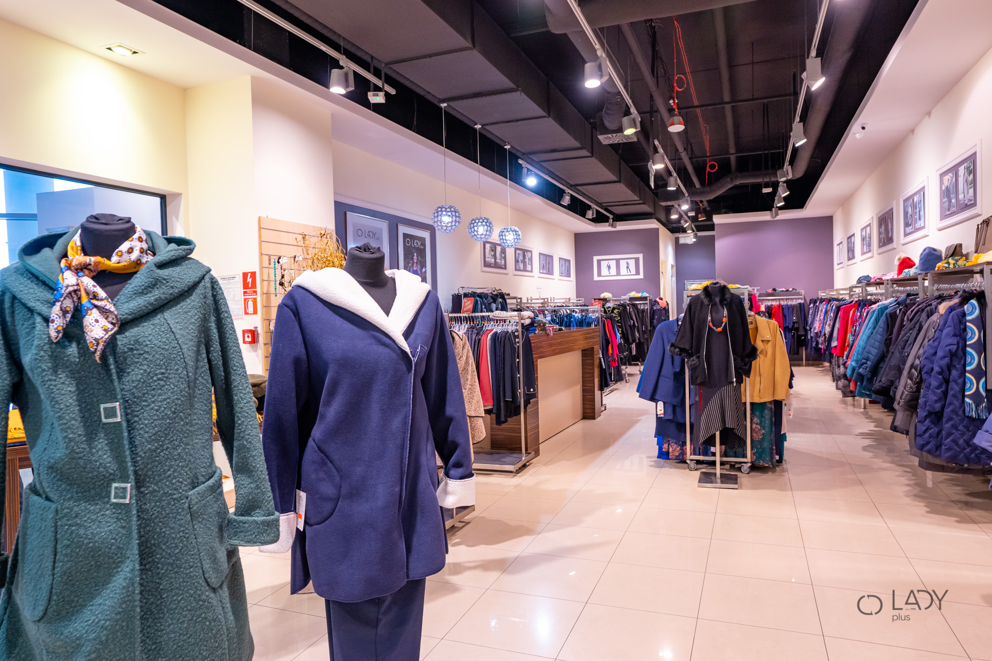 Boutique butik for dametøj i store størrelser, graviditetstøj