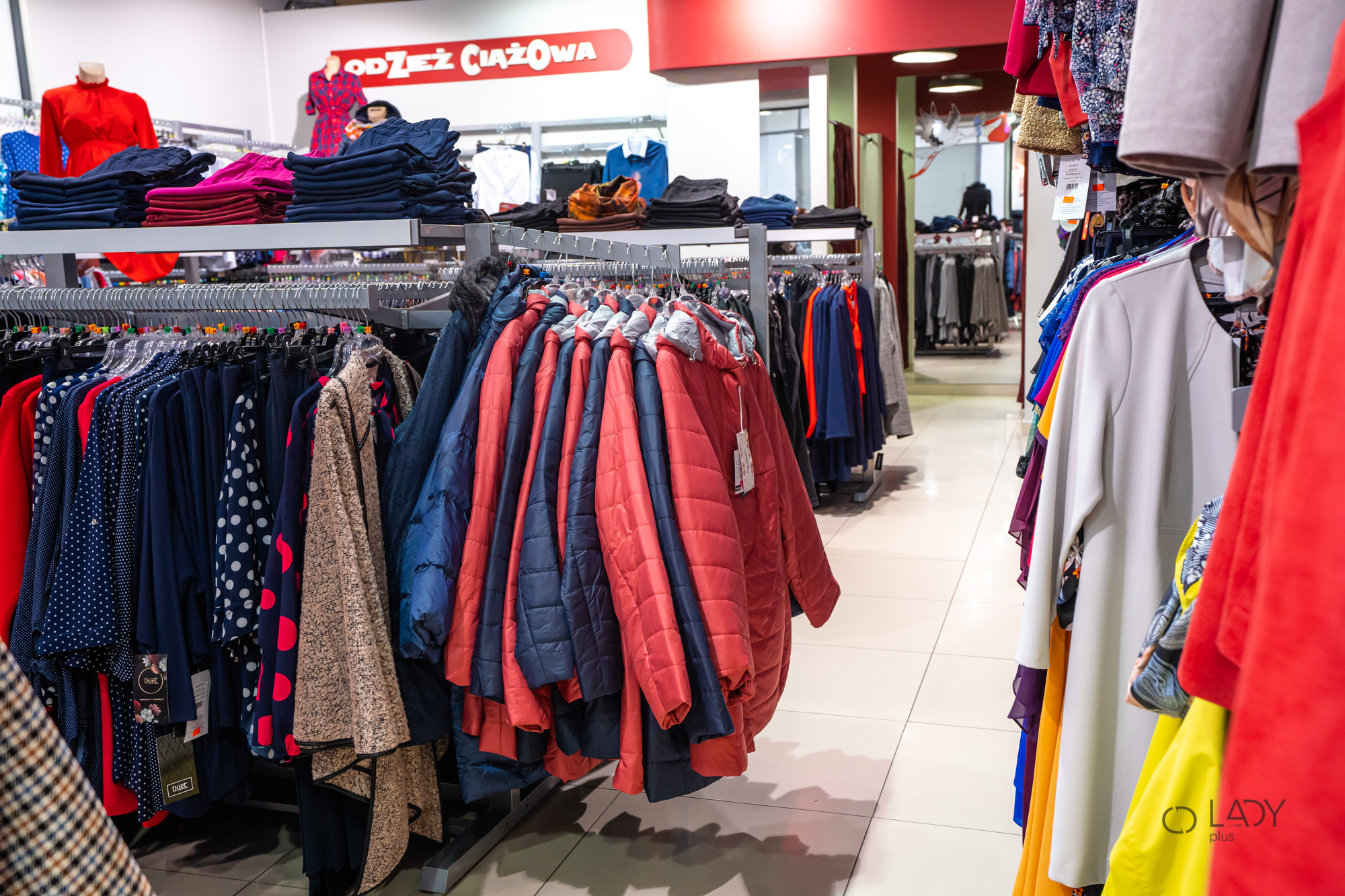 Boutique butik for dametøj i store størrelser, graviditetstøj