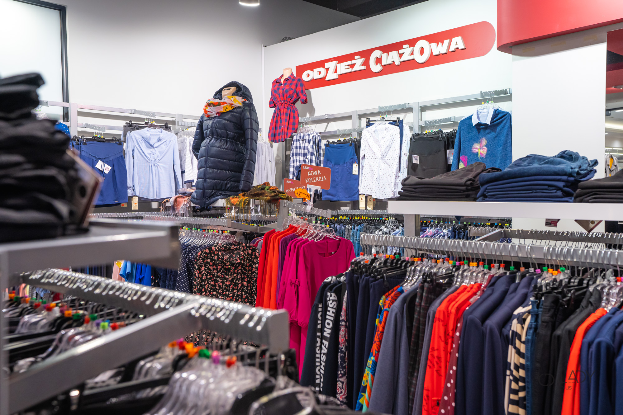 Boutique butik for dametøj i store størrelser, graviditetstøj